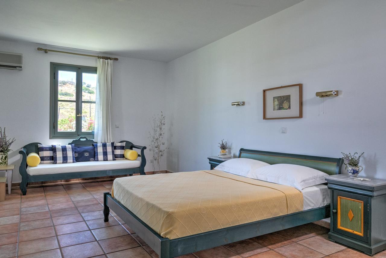 Dioni Hotel Skýros Eksteriør bilde